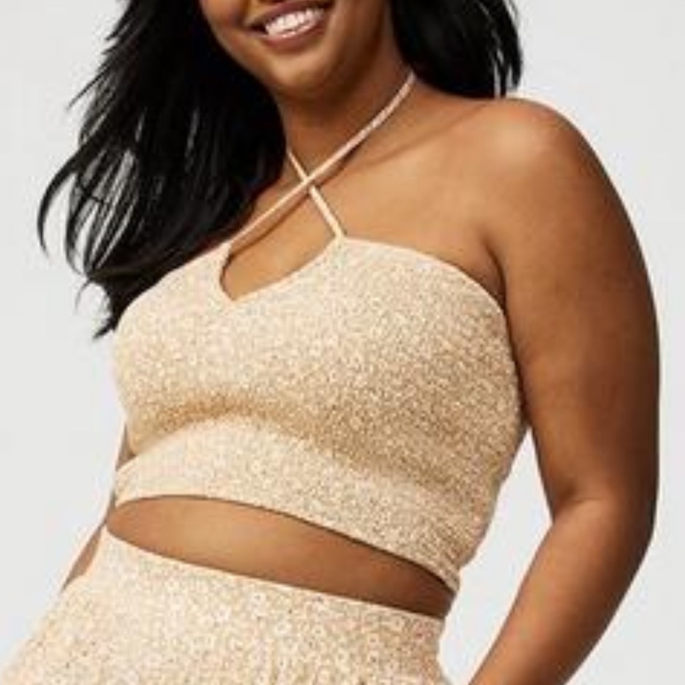 Torrid size 1 CRINKLE GAUZE SMOCKED CROP TOP